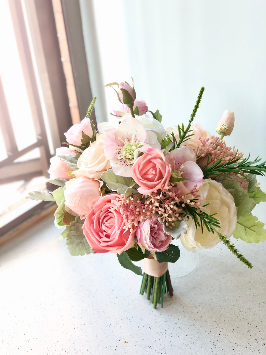 Coral and pink wedding bouquet, peony and English roses bridal banquet, image size:900x1200
