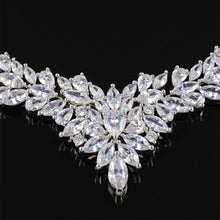 Load image into Gallery viewer, Vintage Exquisite Floral AAA+ Cubic Zirconia Bridal Jewelry Set, Highly Sparkling